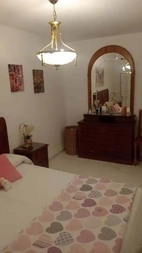 Habitación de Piso en venta en La Línea de la Concepción con Aire acondicionado
