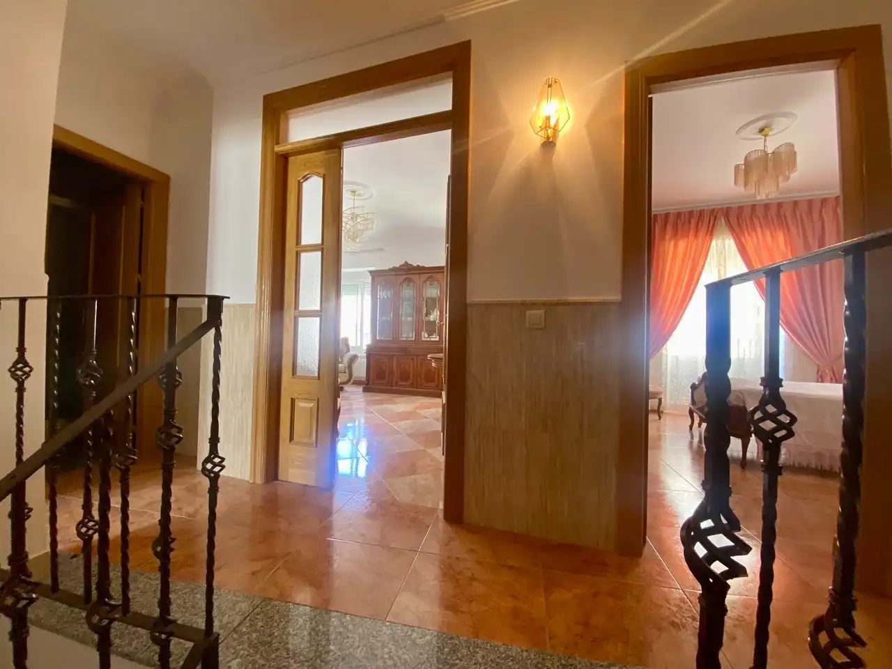 Casa adosada en venda en Calzada de Calatrava amb Aire condicionat, Terrassa i Moblat