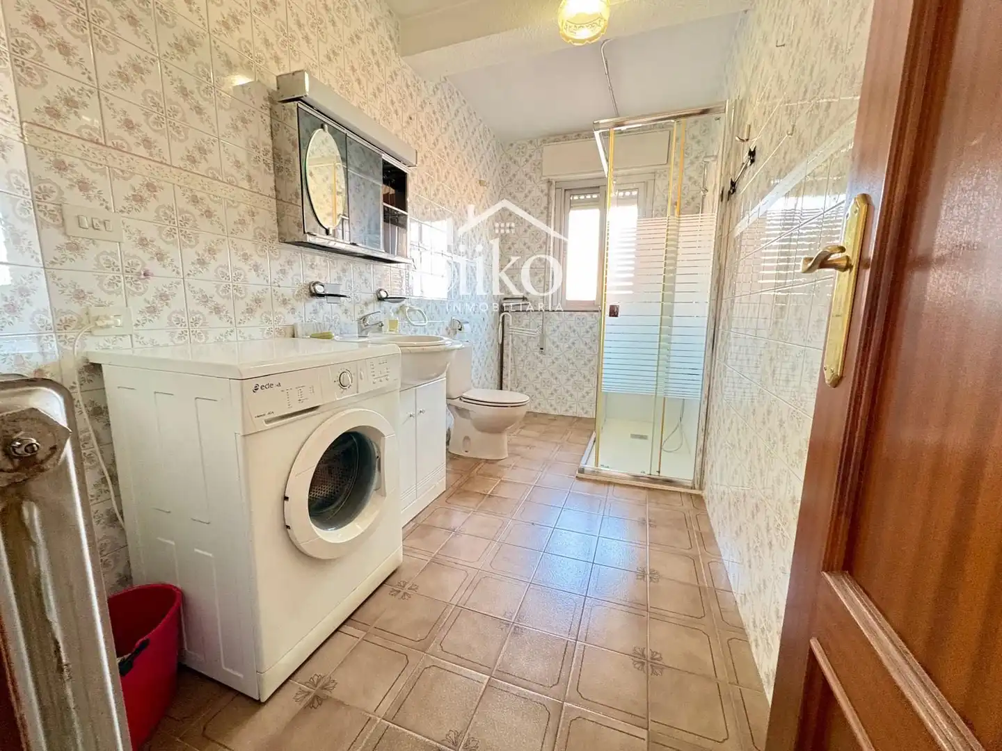 Baño de Ático en venta en Salamanca con Calefacción, Terraza y Balcón