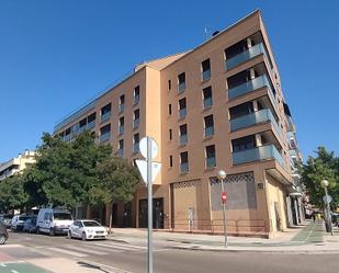 Vista exterior de Pis en venda en  Huesca Capital amb Aire condicionat, Terrassa i Balcó