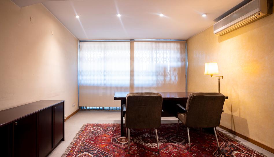 Foto 1 de Oficina en venda a Sagrada Família, Barcelona