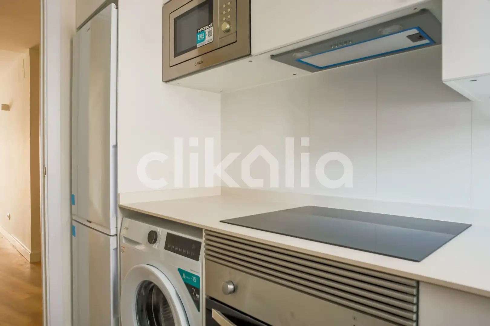 Cuina de Pis de lloguer en Madrid amb Calefacció i Terrassa