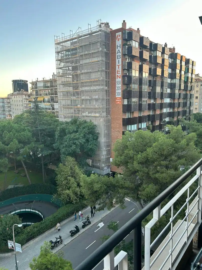 Vista exterior de Piso para compartir en Barcelona con Calefacción y Lavadora