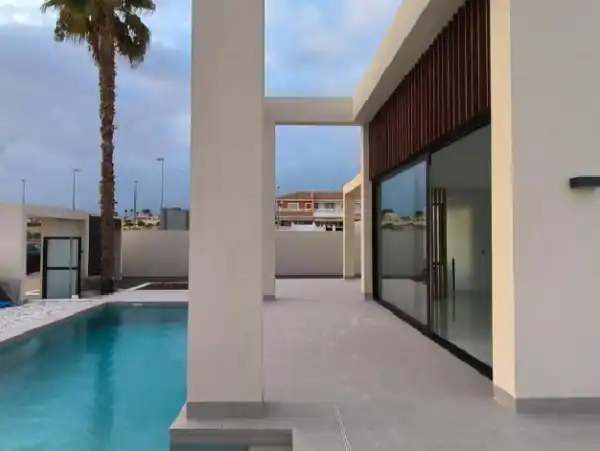 Chalet con terraza en venta en Rojales, imagen 3
