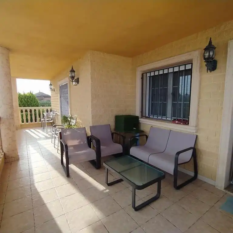 Terrassa de Casa o xalet en venda en Orihuela amb Aire condicionat, Jardí privat i Terrassa
