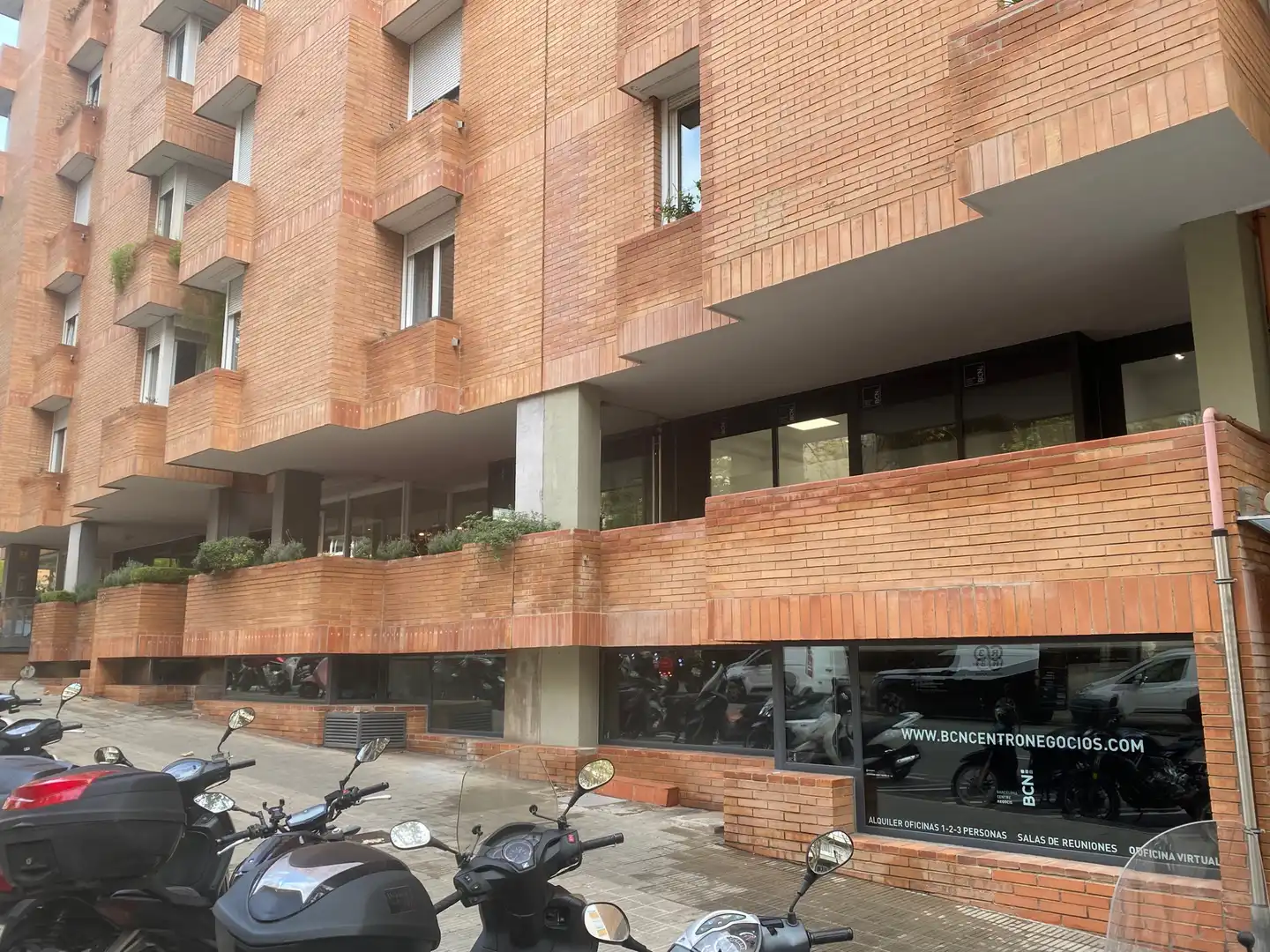 Ufficio con ascensore in affitto a Carrer de Benet Mateu 40, imagen 18