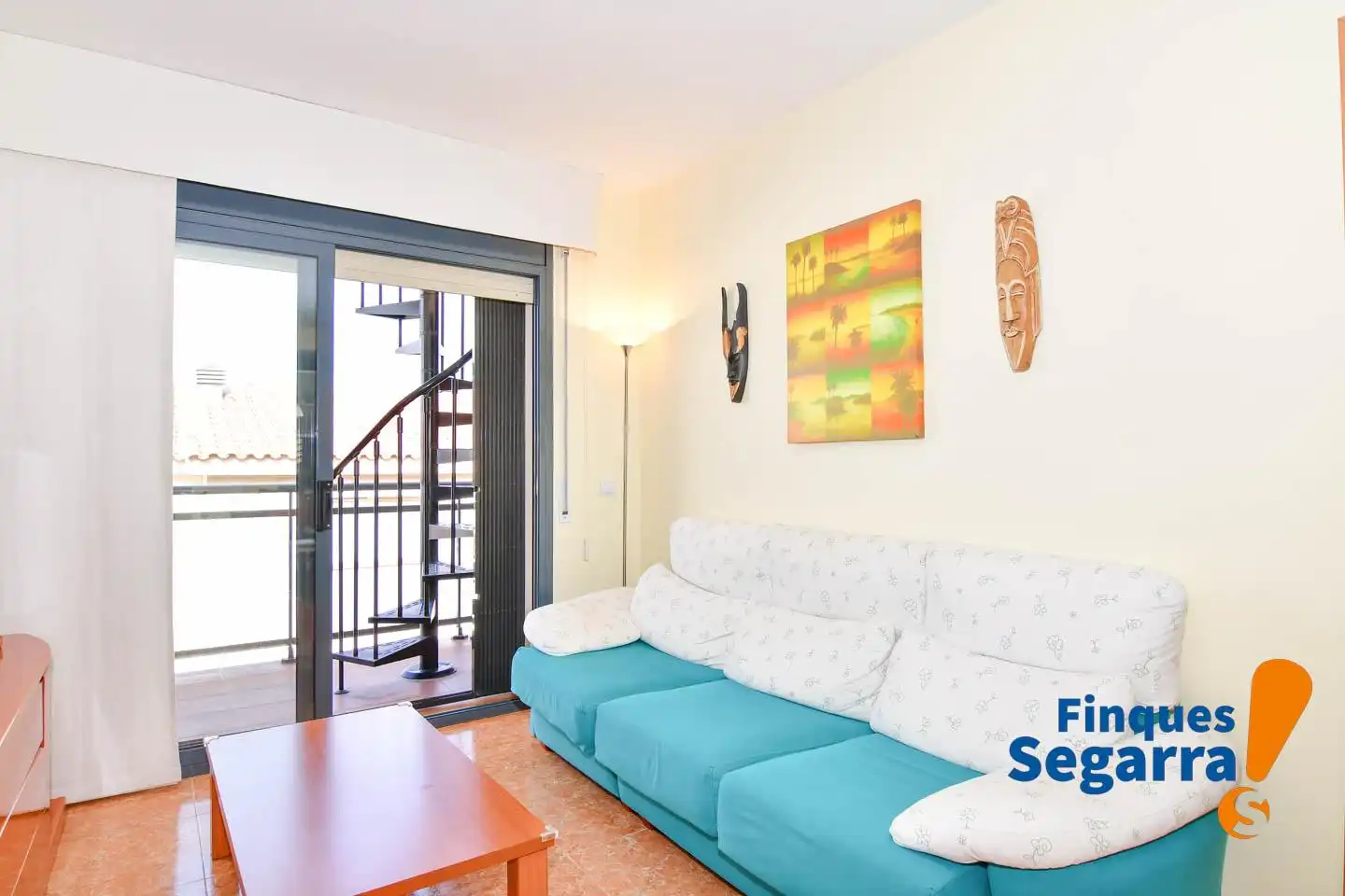 Sala de estar de Piso en venta en El Vendrell con Balcón y Piscina comunitaria