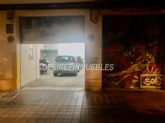 Parking de Local en venta en Valencia con Aire acondicionado y Calefacción