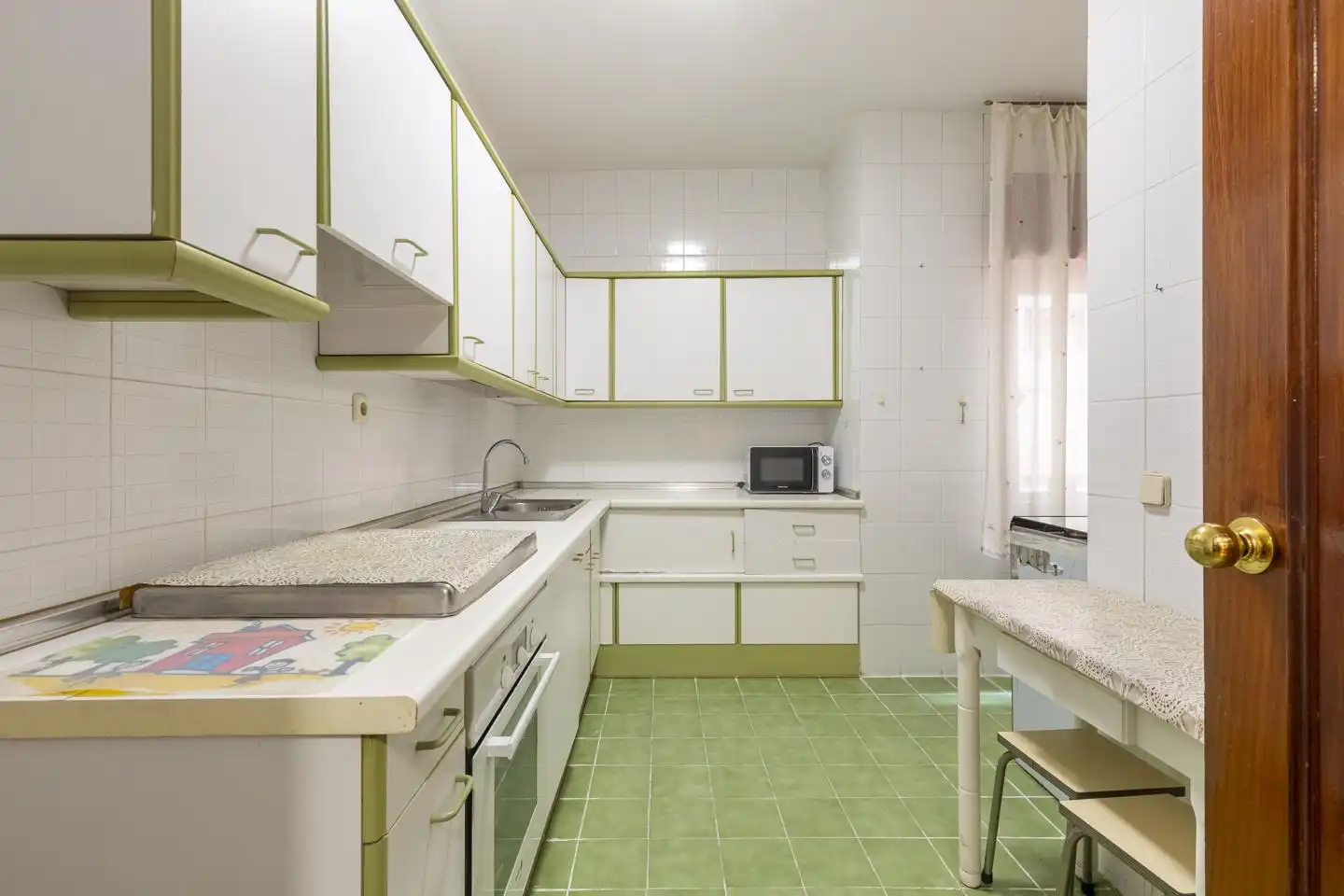 Ground floor for sale in Calle del Olivar, Ensanche