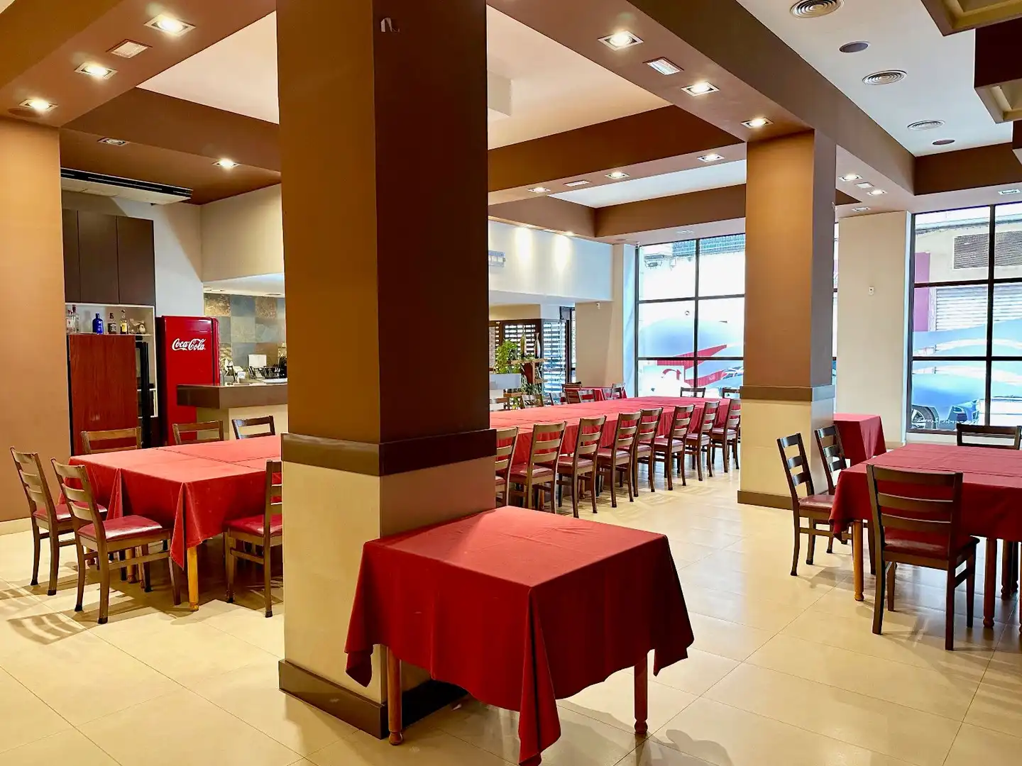 Local en venta en Corts Valencianes, Piscinas