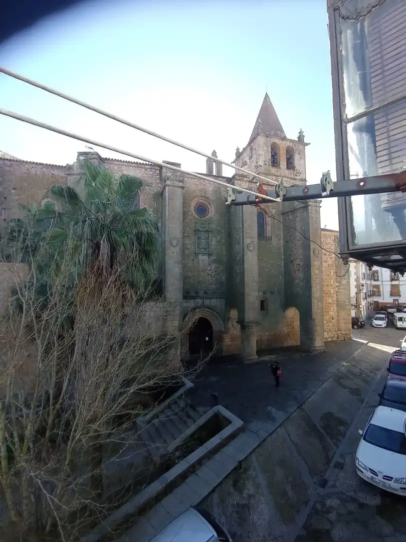 Vista exterior de Pis en venda en Cáceres amb Calefacció, Traster i Balcó