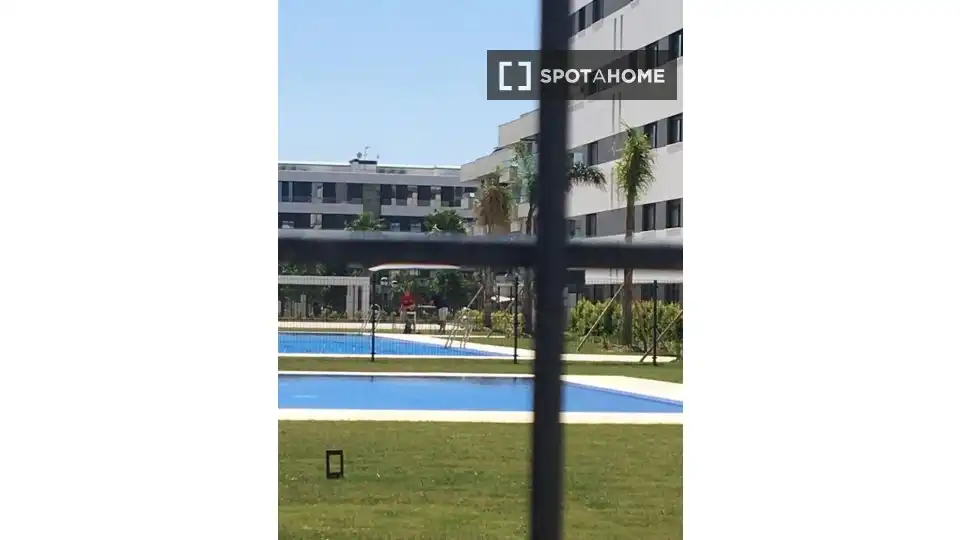Piscina de Apartament per a compartir en Torremolinos amb Aire condicionat, Terrassa i Moblat