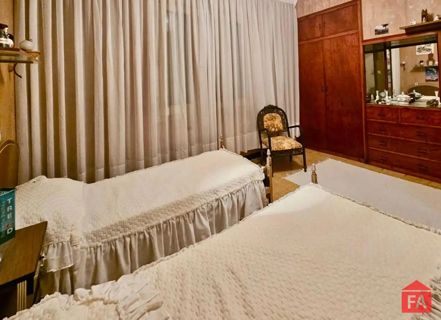Habitación de Finca rústica en venta en Santa Oliva con Trastero y Piscina