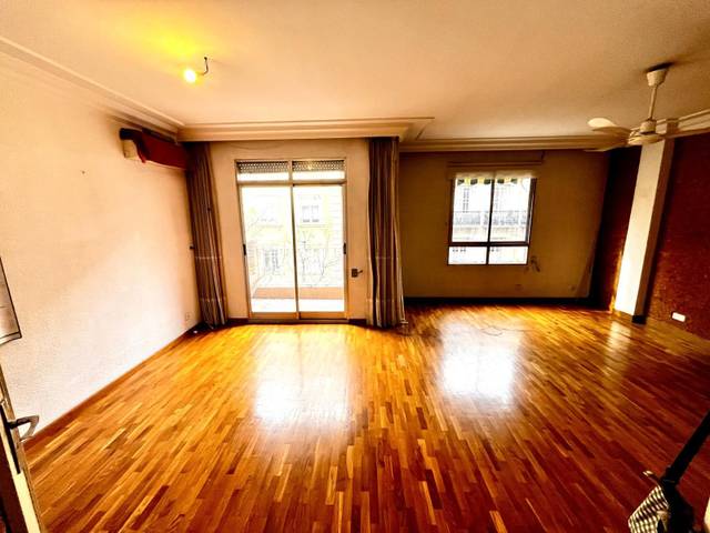 Piso en Venta en Papa de Alejandro VI en Mont-Olivet