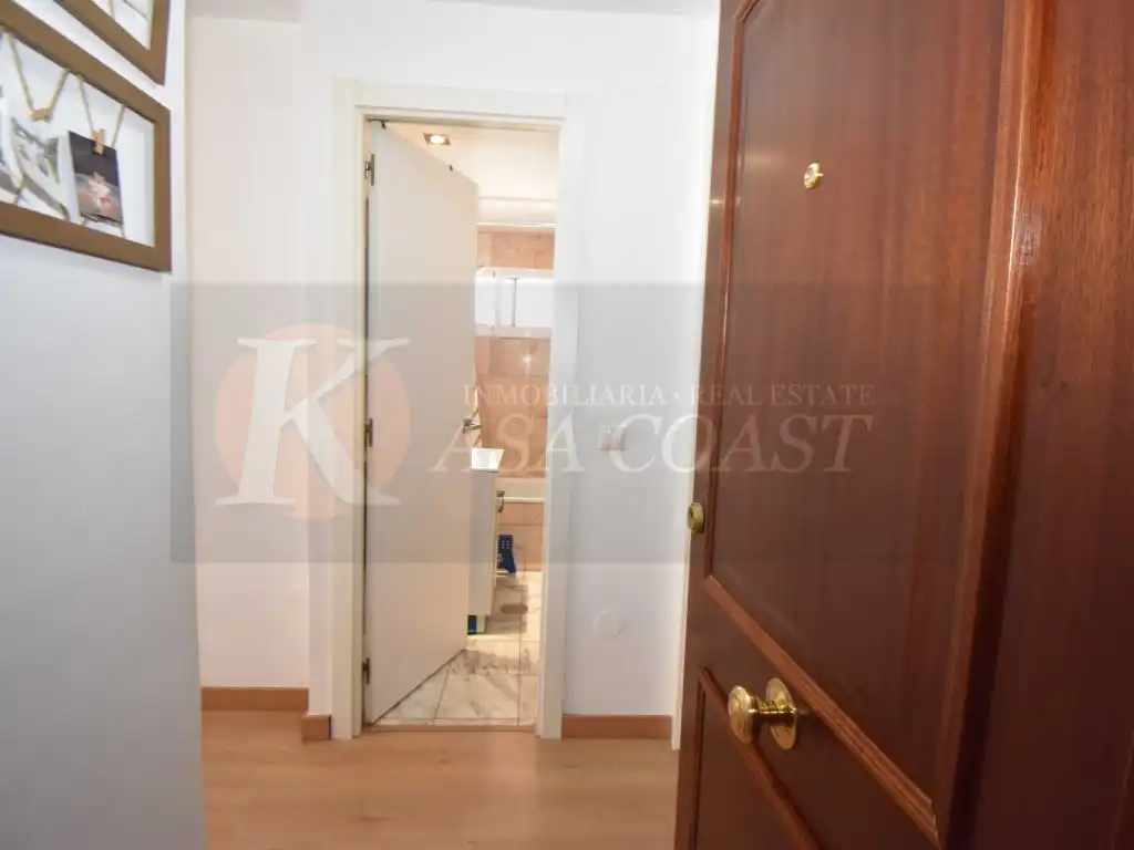 Appartamento con piscina in vendita a Las Lagunas, imagen 2