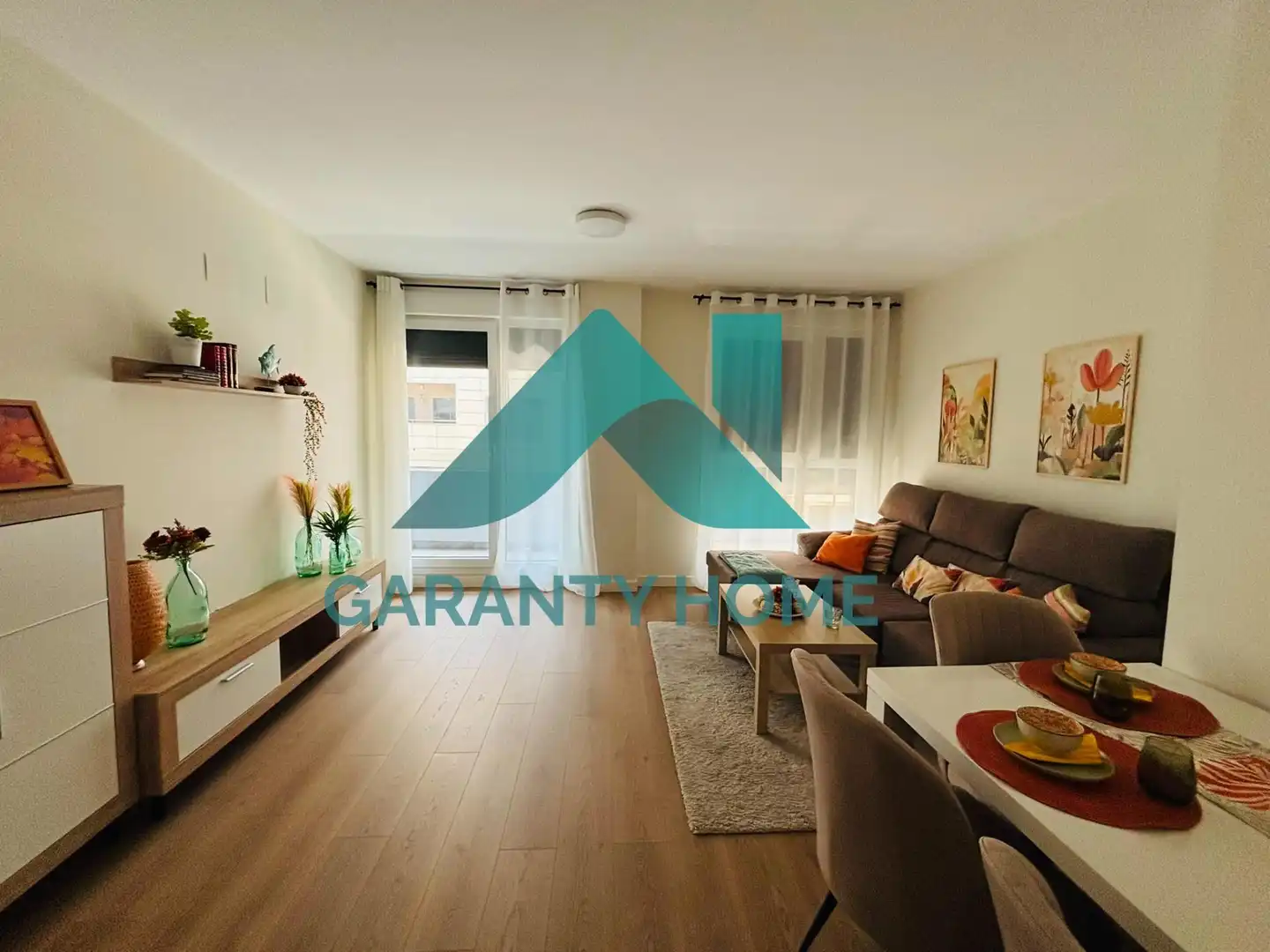 Sala de estar de Piso de alquiler en Cáceres con Amueblado y Piscina comunitaria