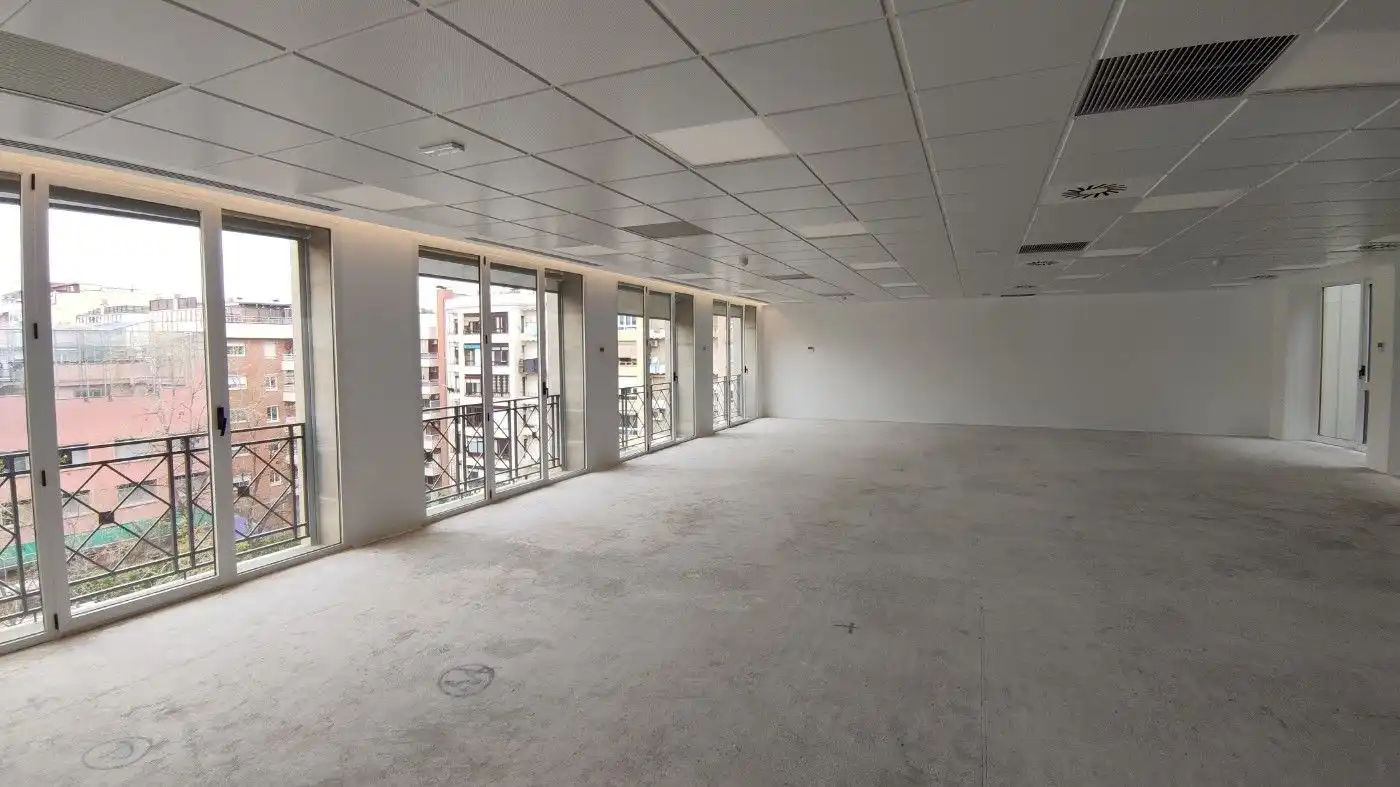 Büro zur Miete in Barcelona mit Heizung