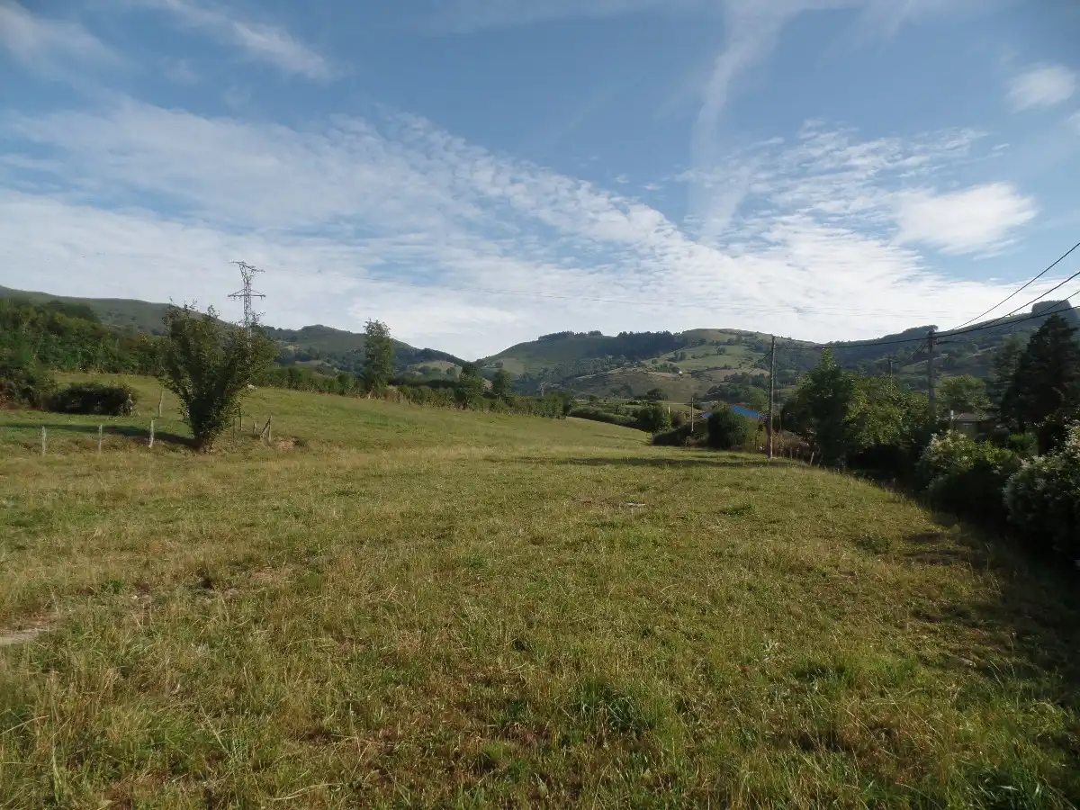 Wohnbaugrundstück zum Verkauf in Anievas, imagen 3