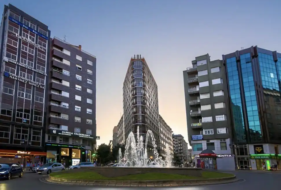 Oficina de alquiler en Avenida España, 1, Centro