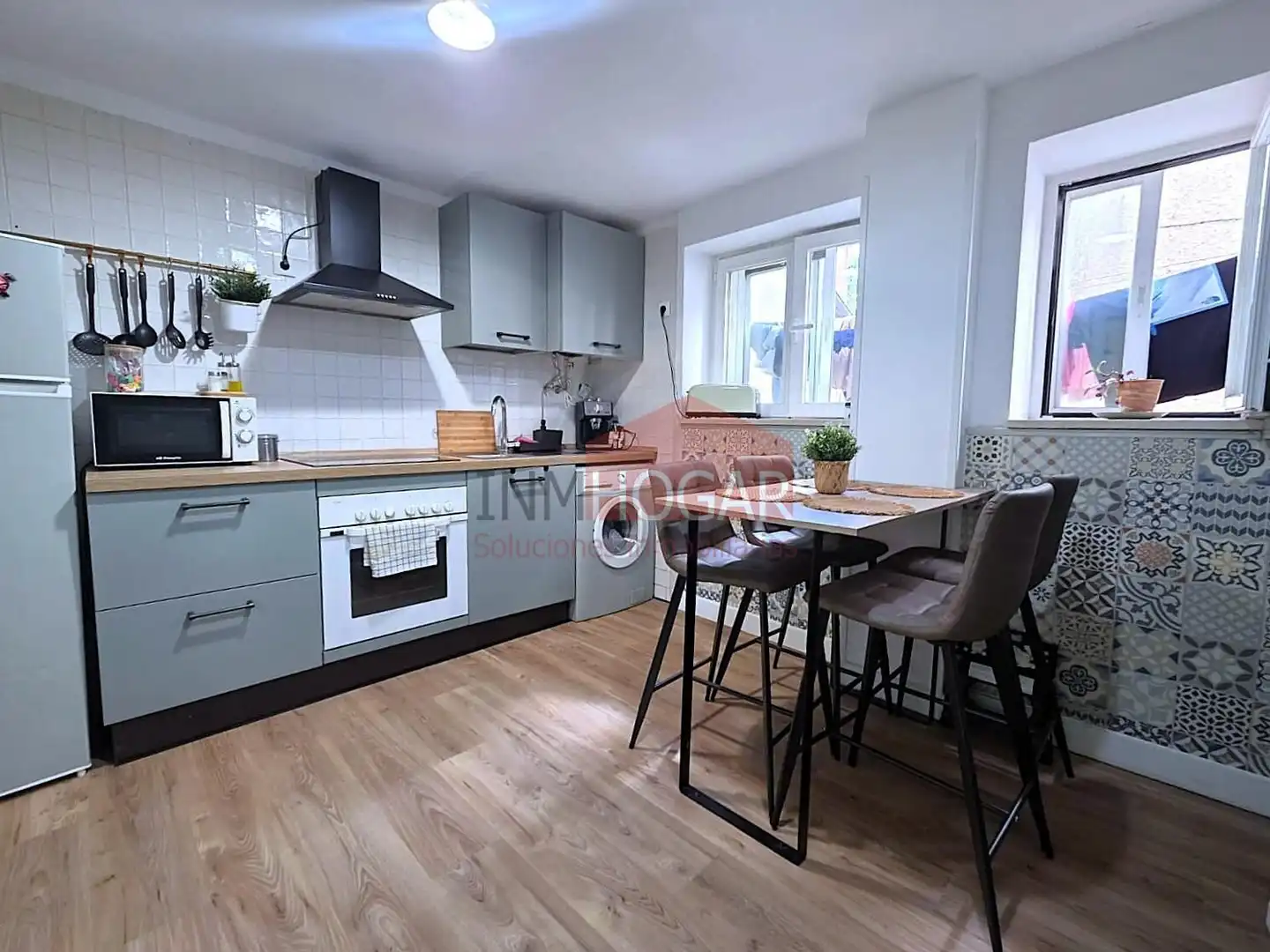 Cuina de Apartament en venda en Ávila amb Calefacció i Moblat