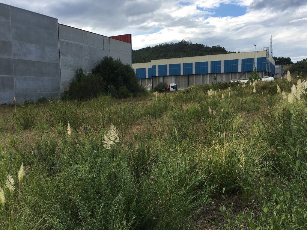 Terreno industrial en venta en Culleredo