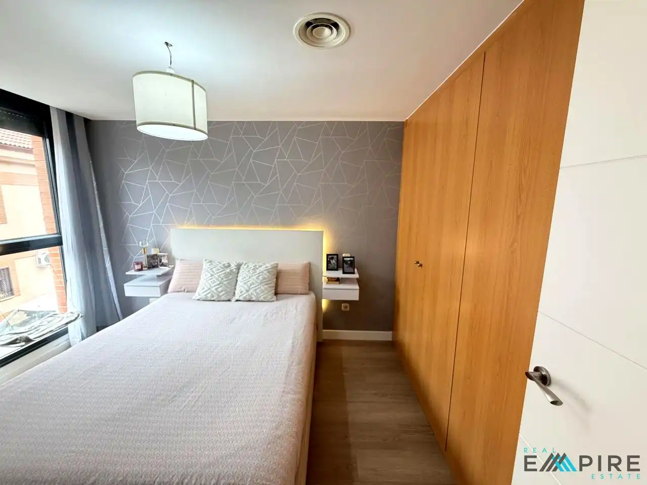 Habitación de Piso en venta en El Viso de San Juan con Aire acondicionado, Calefacción y Amueblado