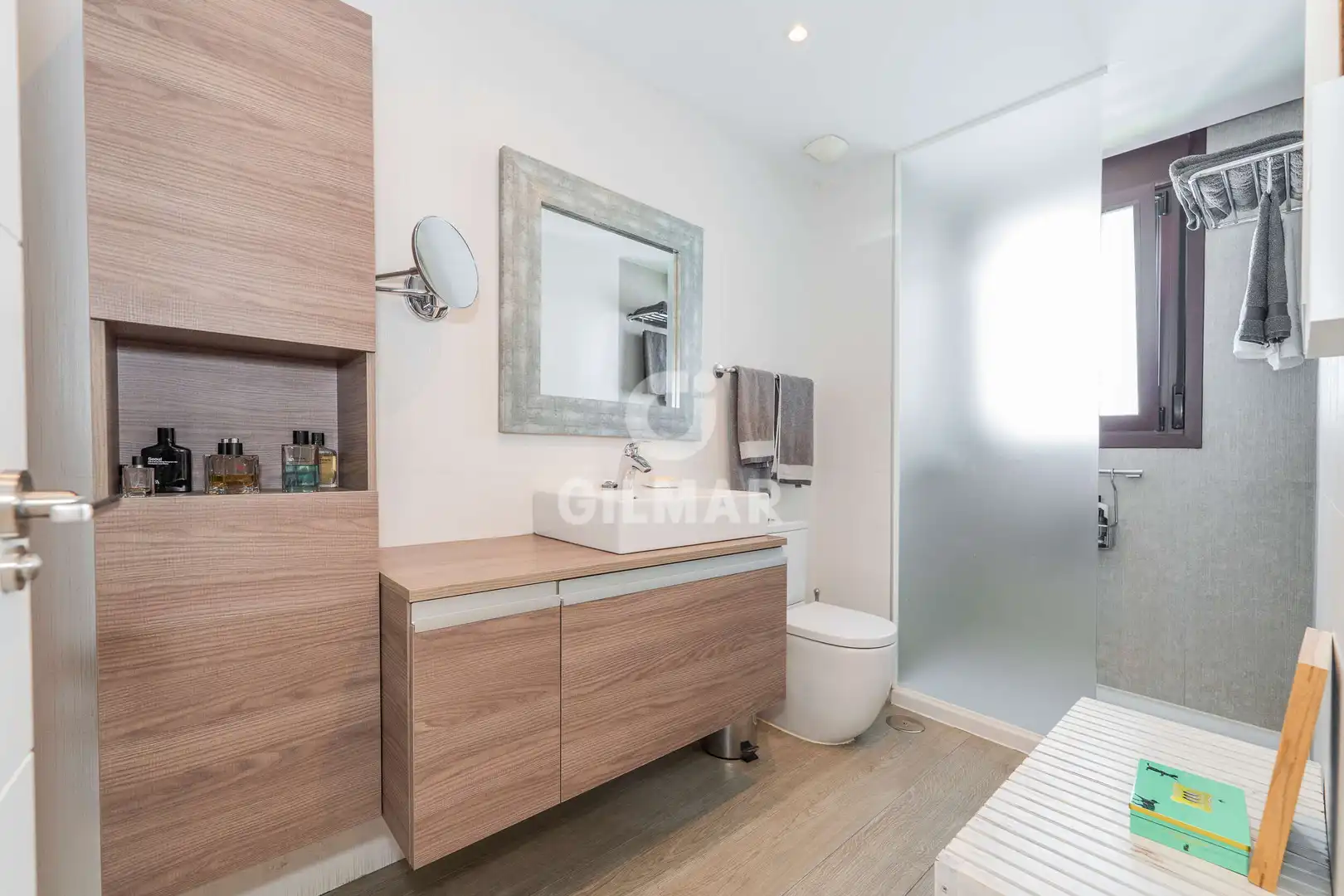 Bathroom of Duplexes for sale in Madrid  with Heating, Private garden and Storage room