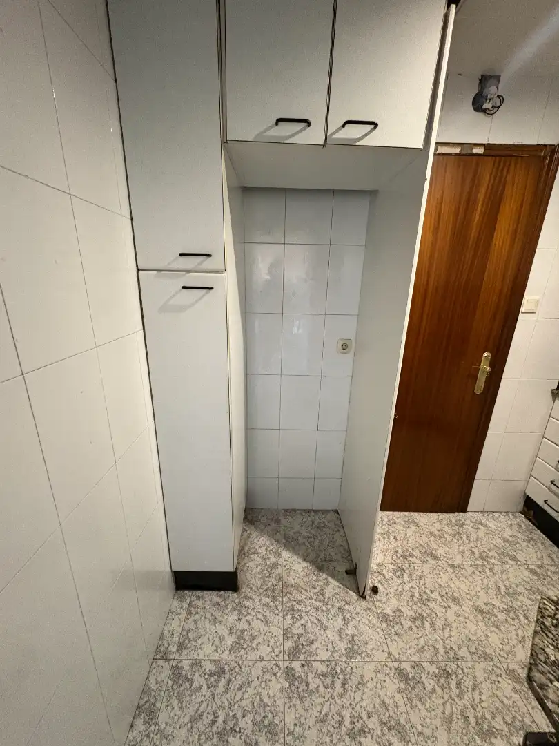 Bany de Pis en venda en Badalona amb Balcó