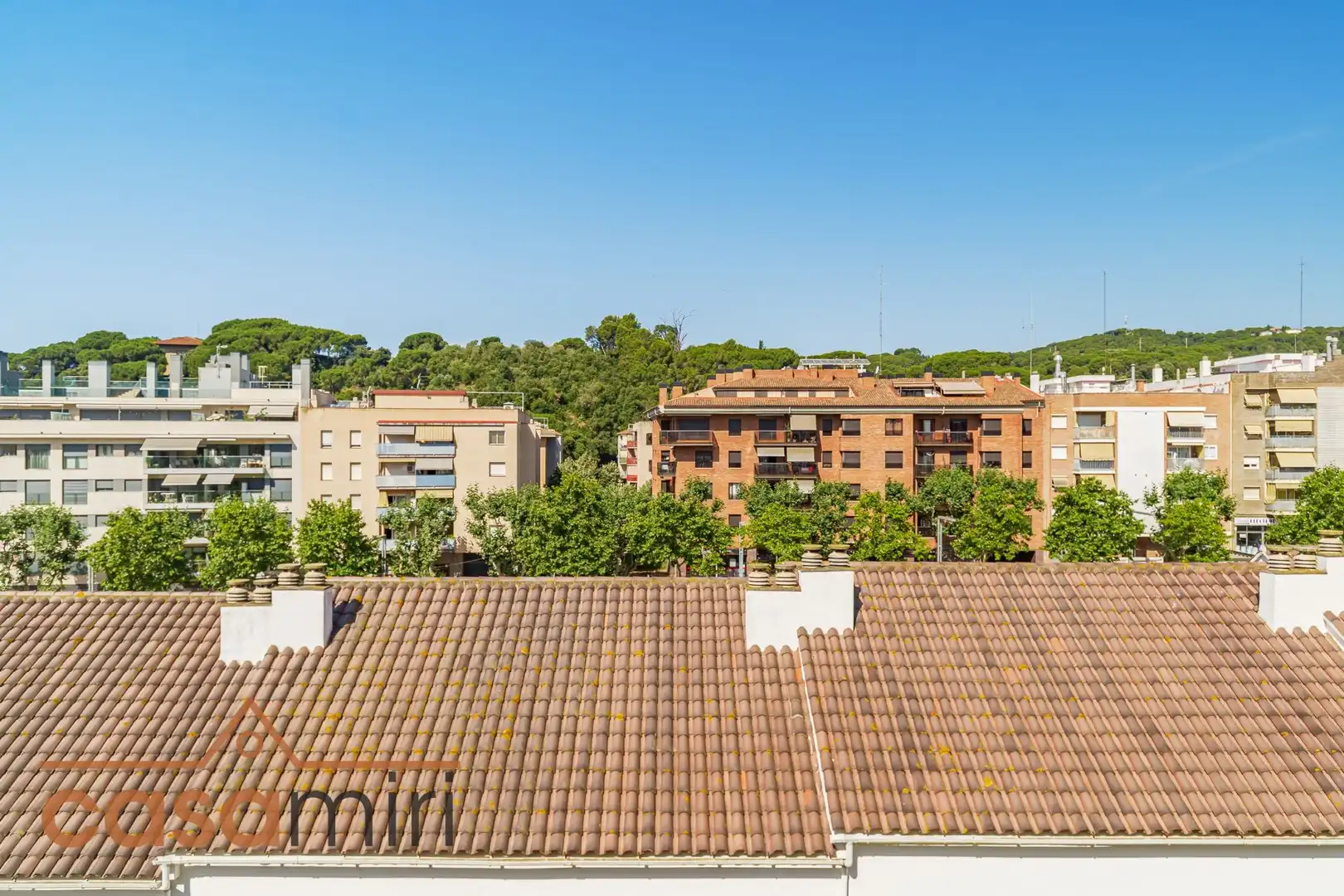Vista exterior de Casa o xalet en venda en Arenys de Mar amb Calefacció, Jardí privat i Terrassa
