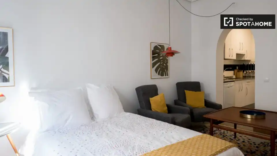 Room in Justicia - Chueca