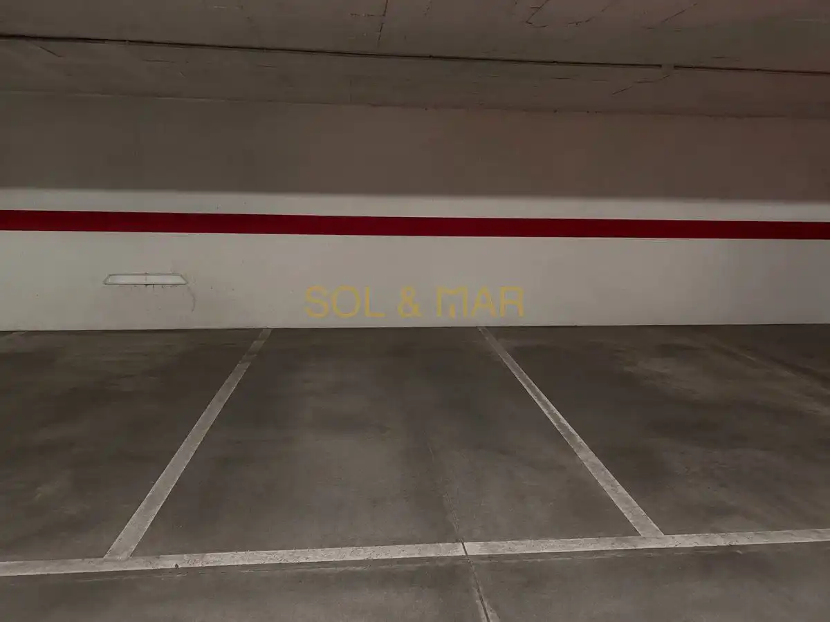 Parkplatz von Garage zur Miete in Torremolinos