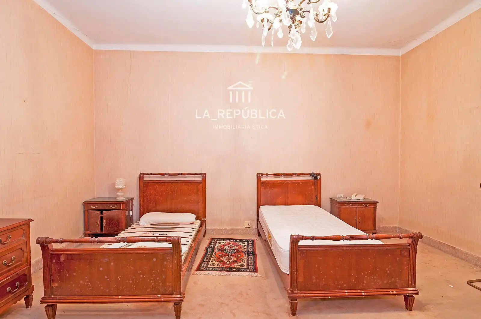 Habitación de Casa o chalet en venta en Mataró con Calefacción, Terraza y Trastero