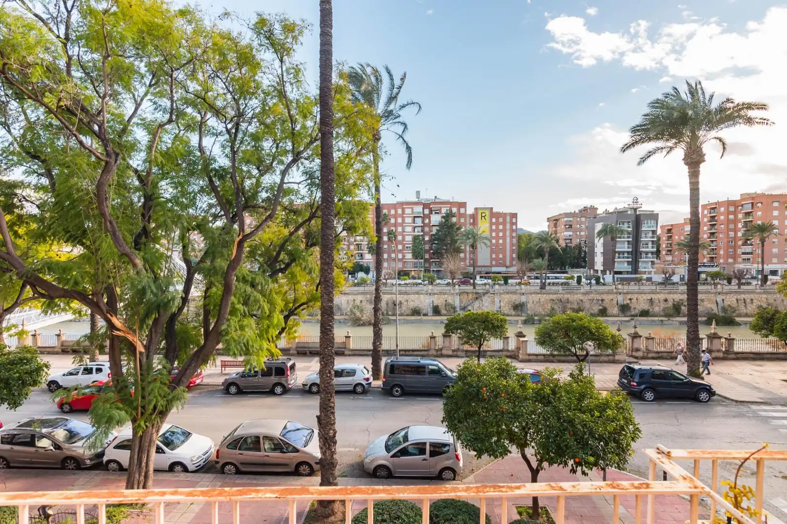 Vista exterior de Pis en venda en Murcia amb Calefacció, Terrassa i Moblat