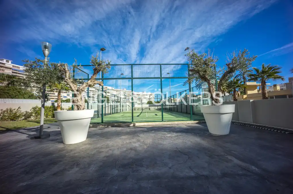 Terrasse von Wohnung zum Verkauf in Alicante / Alacant mit Klimaanlage, Heizung und Terrasse