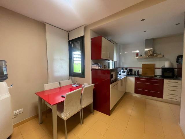 Casa adosada en Venta en Centro