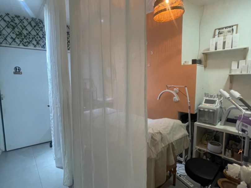 Habitación de Local en traspaso en  Valencia Capital