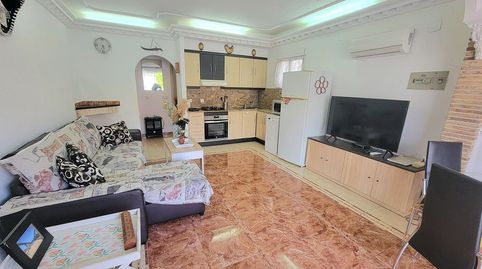Foto 5 de Casa adosada en venta en Zona Carrefour - Urbanizaciones, Torrevieja