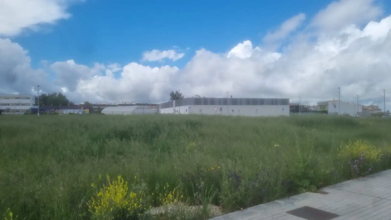 Wohnbaugrundstück zum Verkauf in Avenida de Carlos Cano 2, imagen 3