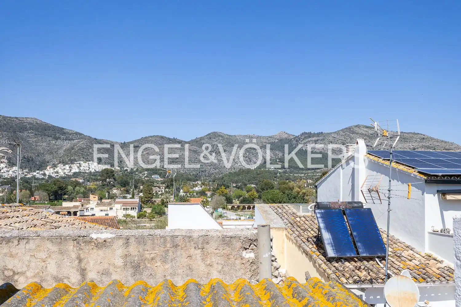 Vista exterior de Casa o chalet en venta en Xaló con Calefacción, Trastero y Balcón