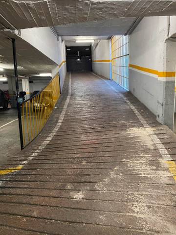 Garaje en Alquiler en Carrer de Rossend Arús, 41 en La Bordeta