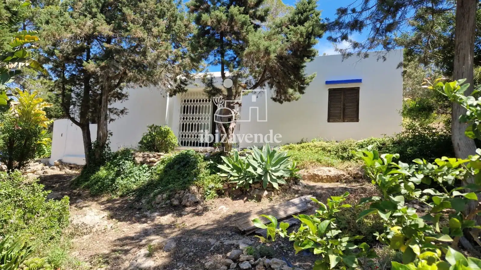 Vista exterior de Casa o chalet en venta en Sant Joan de Labritja con Amueblado