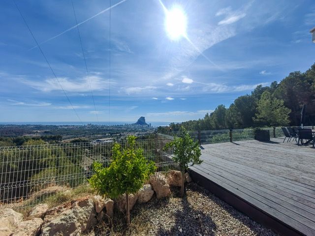 Vista exterior de Casa o chalet en venta en Calpe / Calp con Aire acondicionado, Calefacción y Jardín privado