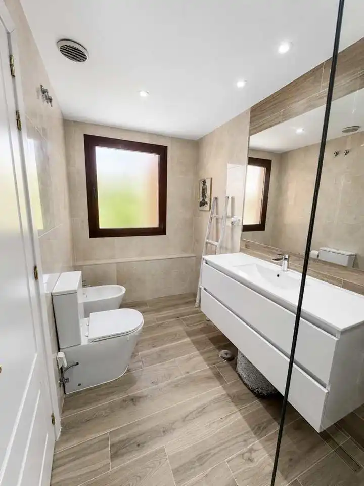 Baño de Ático en venta en Casares con Aire acondicionado, Calefacción y Terraza