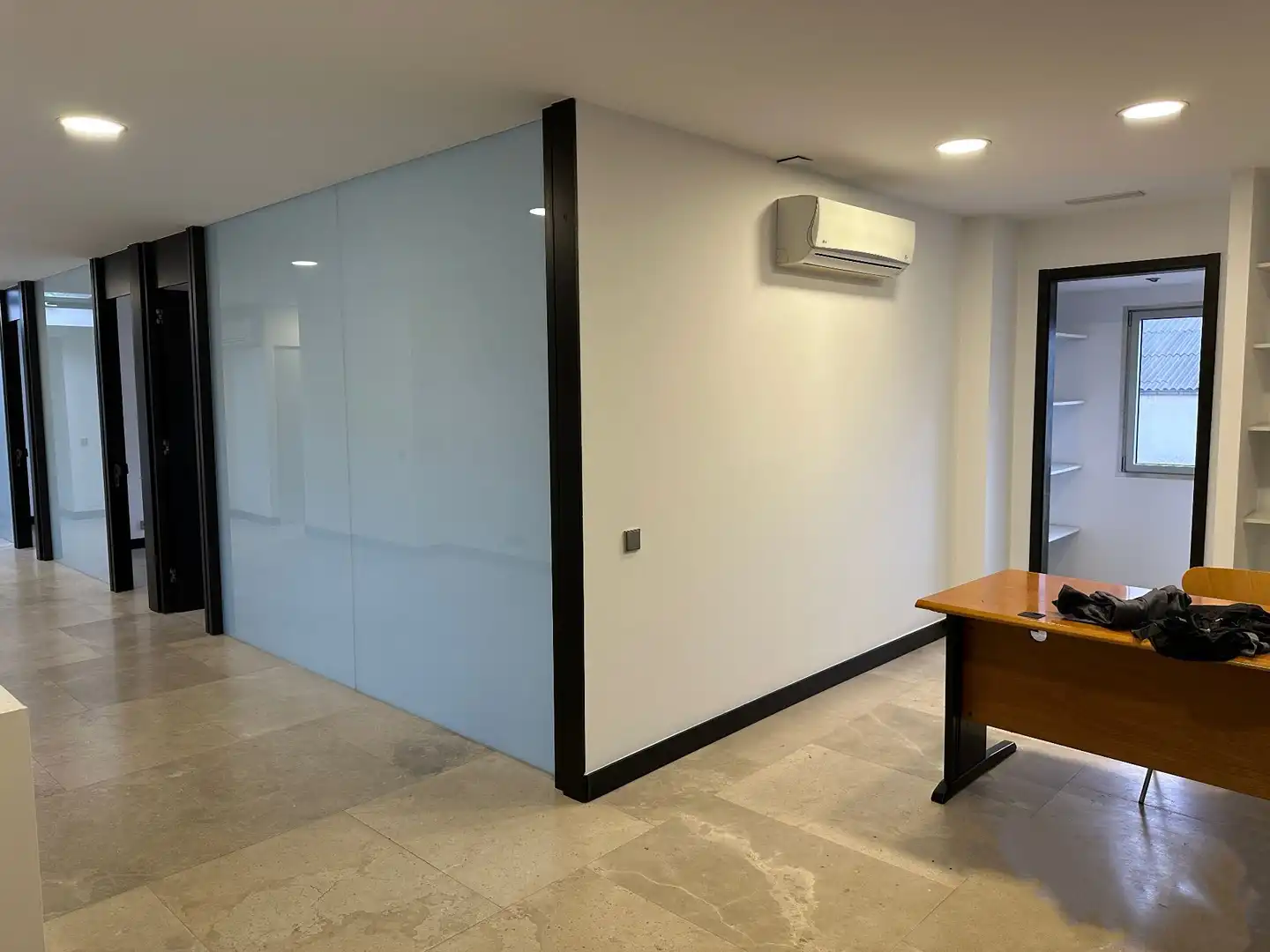 Büro zur Miete in Santa Cruz de Bezana