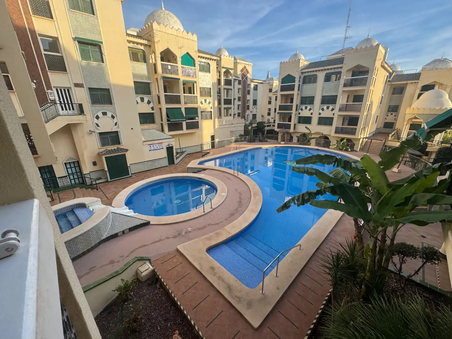 Piscina de Pis en venda en Santa Pola amb Aire condicionat, Calefacció i Jardí privat