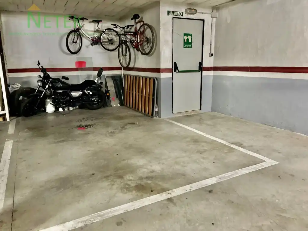 Parkplatz von Maisonette zur Miete in Murcia