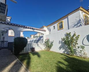 Jardí de Casa adosada en venda en Jerez de la Frontera amb Aire condicionat i Piscina