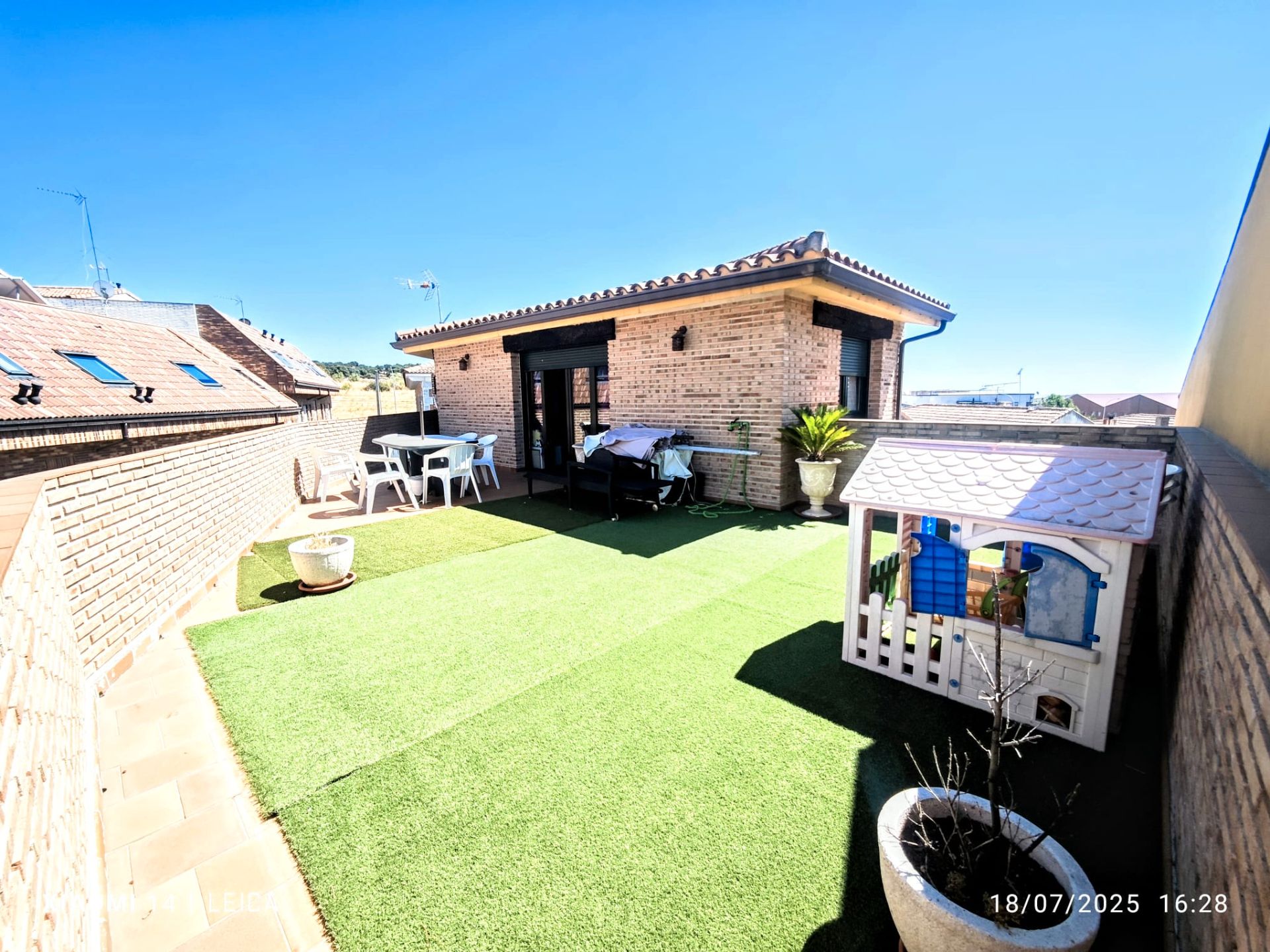 Terrace of Attic for sale in Valdemorillo  with Air Conditioner, Heating and Private garden