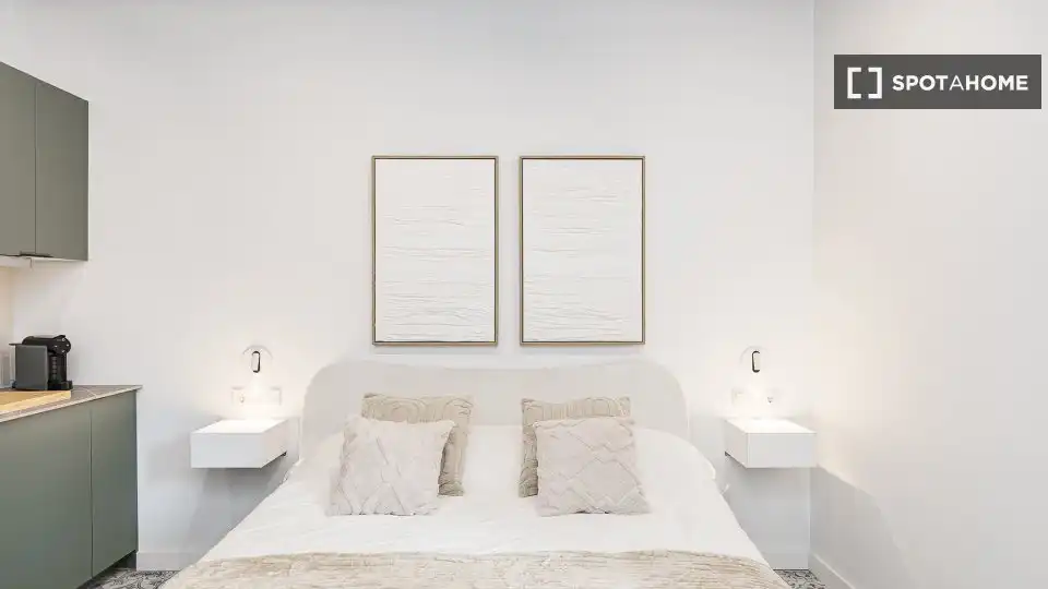 Flat with terrace to rent in Ciutat Vella, imagen 6