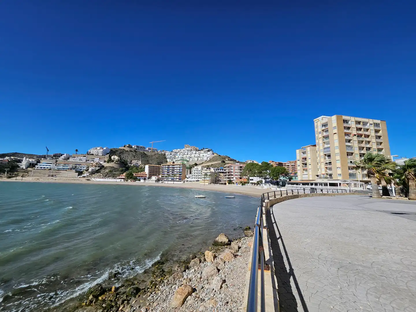 Außenansicht von Wohnungen zur Miete in Cullera mit Klimaanlage, Heizung und Terrasse